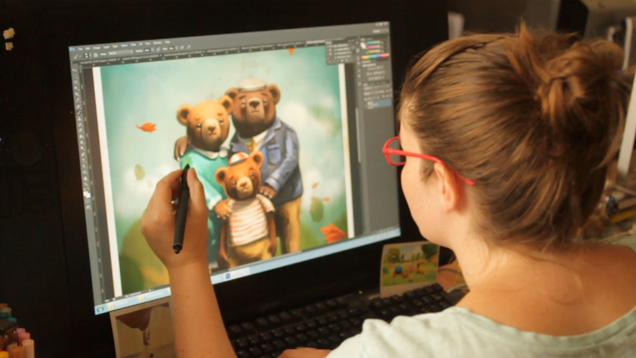 Animadora trabajando en el cortometraje Historia de un Oso.