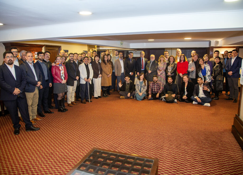 Consejo de Facultad Ampliado reúne a autoridades universitarias y comunidad académica para proyectar los desafíos de la Ingeniería